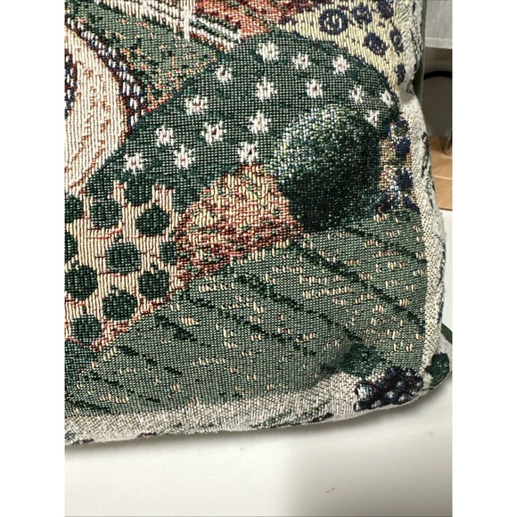 TAPESTRY KITCHEN Pillow 12X17 GRAPES & VINEYARD‎ FIELD - Picture 4 of 5